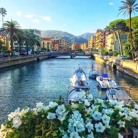 Bilocale Golf One Bedroom & Living With Sofa Bed *