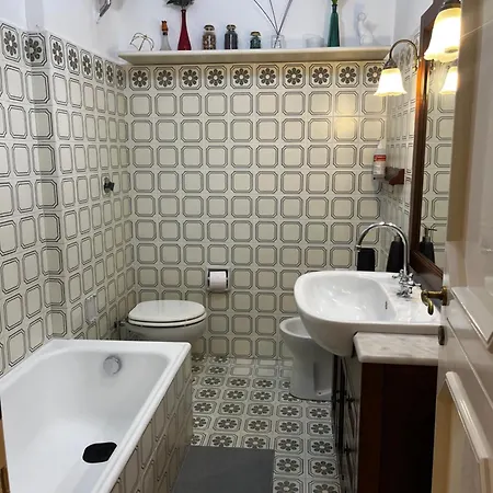 Апартаменты Bilocale Golf One Bedroom & Living With Sofa Bed Рапалло