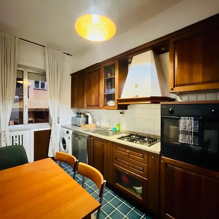 Apartment Bilocale Golf One Bedroom & Living With Sofa Bed Rapallo