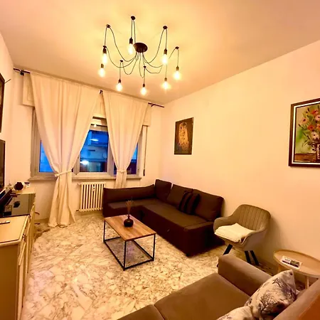 Bilocale Golf One Bedroom & Living With Sofa Bed Διαμέρισμα