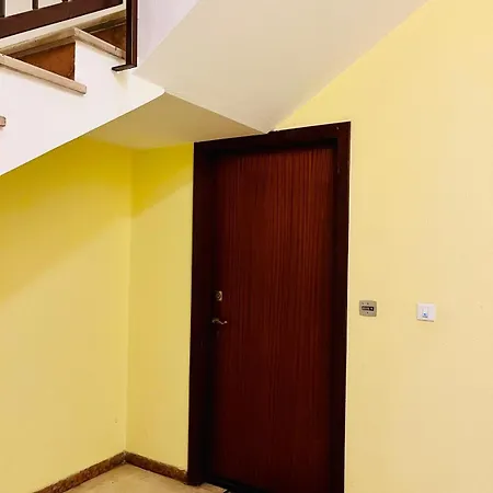 Bilocale Golf One Bedroom & Living With Sofa Bed * Rapallo